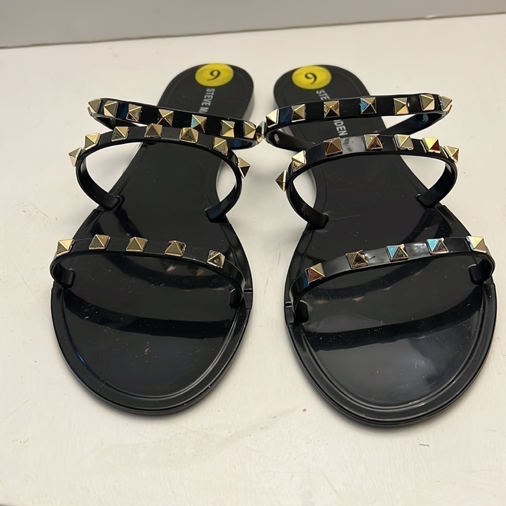Steve Madden Black Shiny Gold Studded Sandals size 9 NEW - Picture 3 of 8